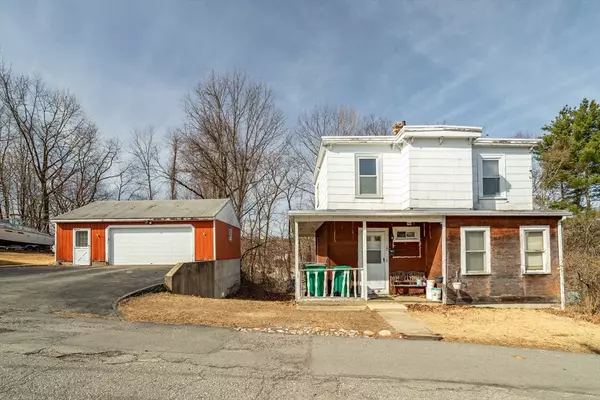 22 Kelly Avenue, Fitchburg, MA 01420