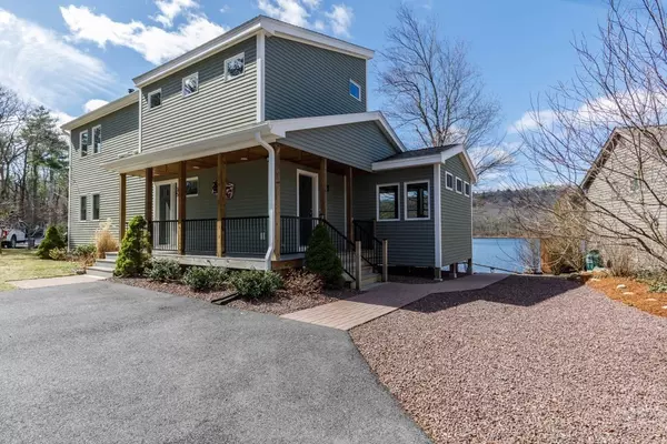 Townsend, MA 01474,35 Vinton Pond Road