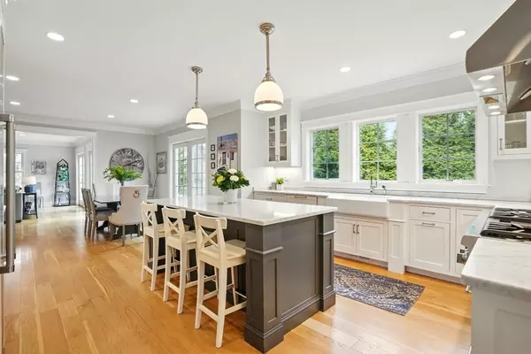 Duxbury, MA 02332,14 Cedar St