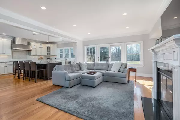 Wayland, MA 01778,25 Glen Rd