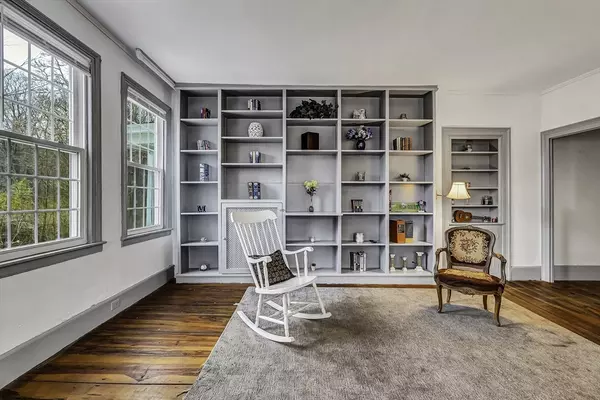 North Brookfield, MA 01535,44 Summer Street
