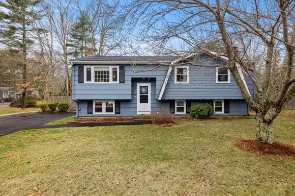 11 Wilbur St, Norton, MA 02766