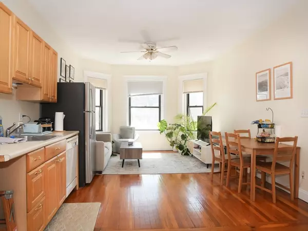 1482 Beacon #21, Brookline, MA 02446