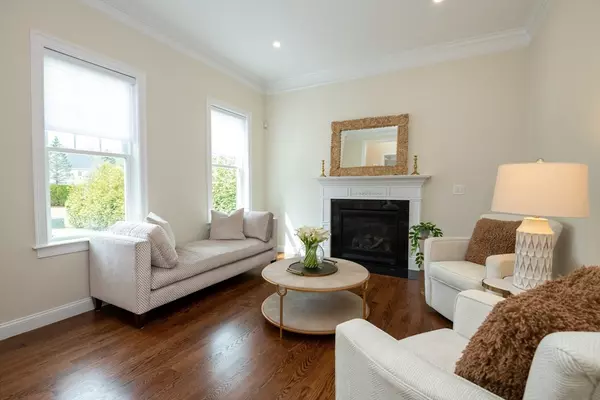 Lynnfield, MA 01940,24 Wildewood Dr