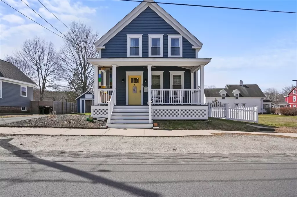 Amesbury, MA 01913,36 Madison St