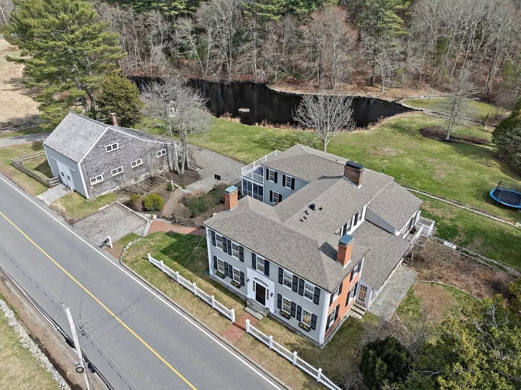 Norwell, MA 02061,242 Pleasant Street