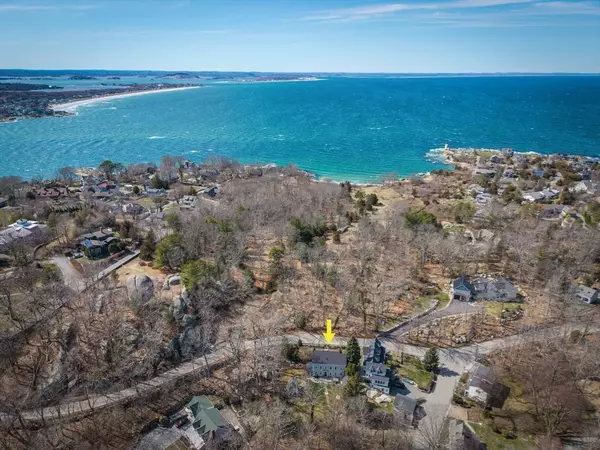 Gloucester, MA 01930,37 Walnut St