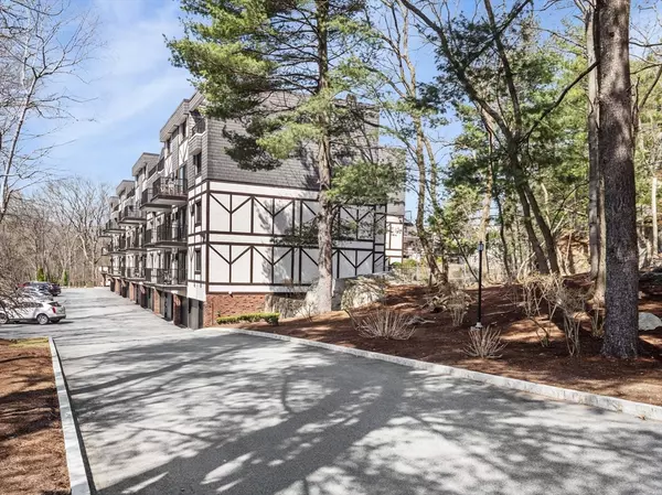 Saugus, MA 01906,9 Broadway #110