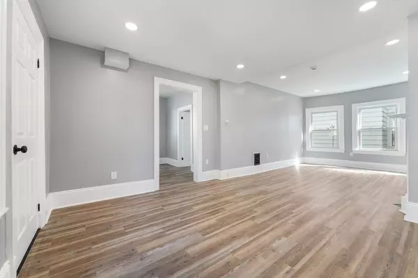 New Bedford, MA 02740,9 N Orchard St