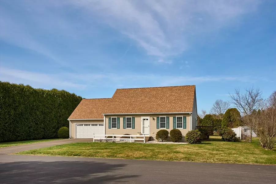 8 Valley View Lane, Sunderland, MA 01375