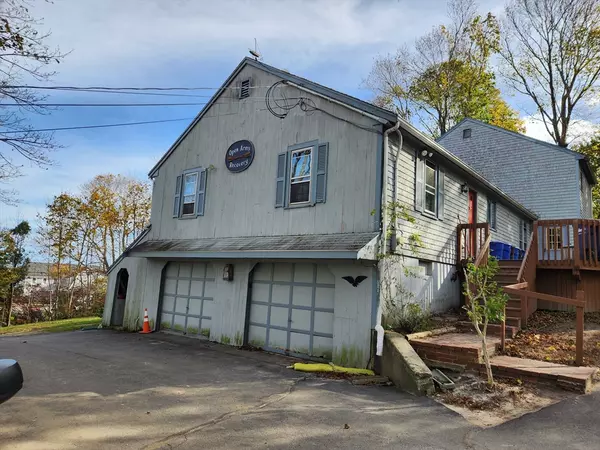 4 Nook Rd 1, Plymouth, MA 02360