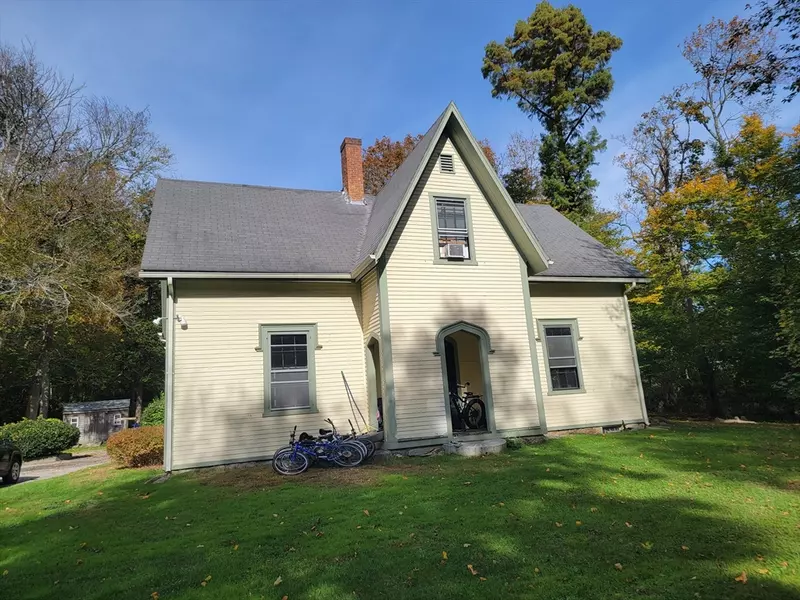 230 Summer St 1, Plymouth, MA 02360