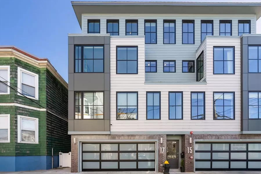 15-17 Swallow St #2, Boston, MA 02127