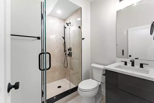 Somerville, MA 02145,115-H Thurston St #H