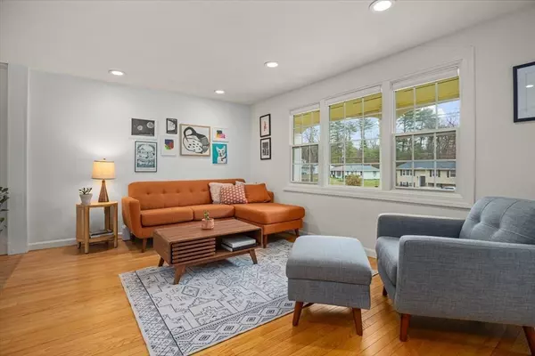 Ipswich, MA 01938,6 Edge St