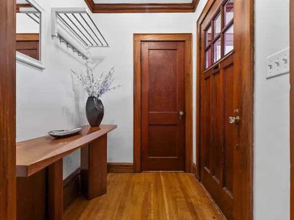 Arlington, MA 02474,97 Sunset Rd