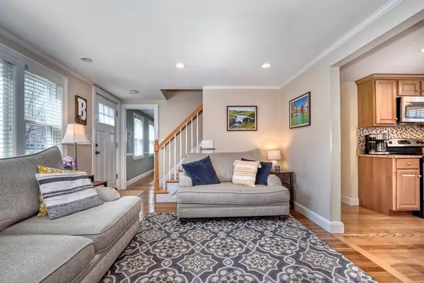 Walpole, MA 02081,3 Sycamore Lane