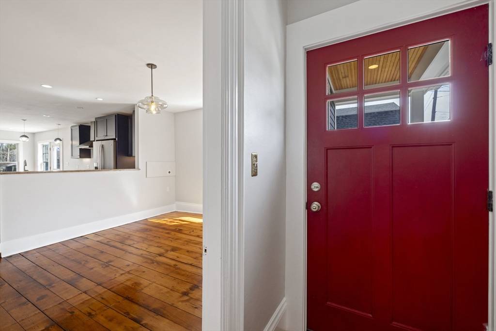 Marblehead, MA 01945,3 Lincoln Avenue