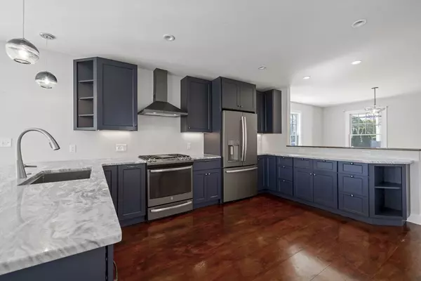 Marblehead, MA 01945,3 Lincoln Avenue