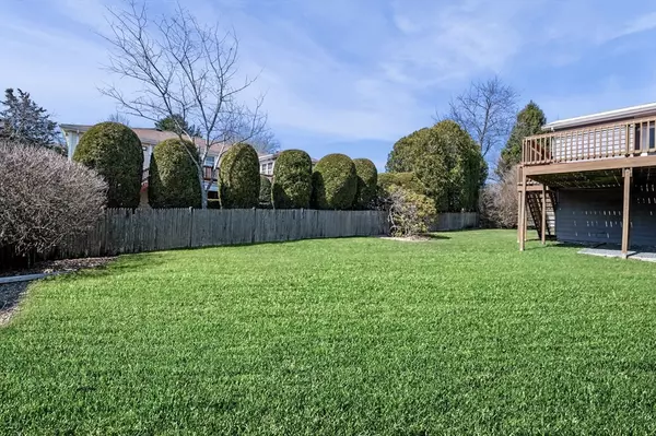Marblehead, MA 01945,12 Mckinley Rd