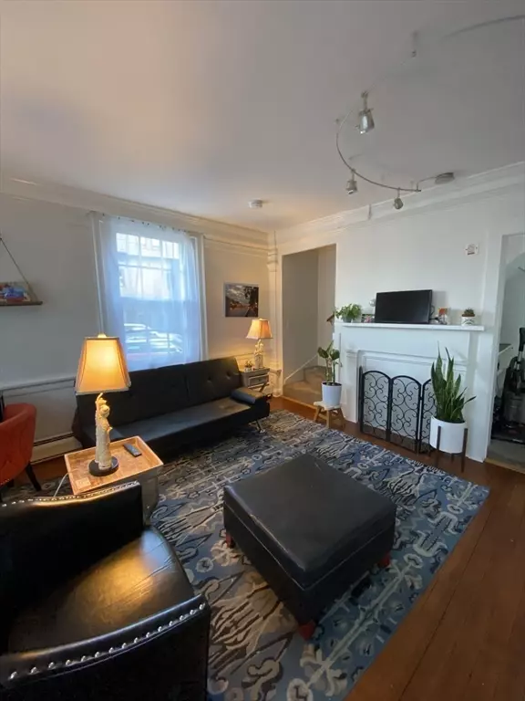 Marblehead, MA 01945,35 State #1