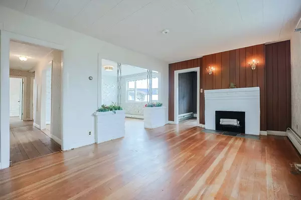 Revere, MA 02151,905 Revere Beach Pkwy