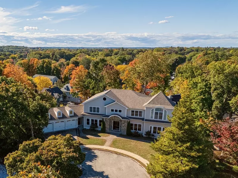 42 Sunhill Ln, Newton, MA 02459