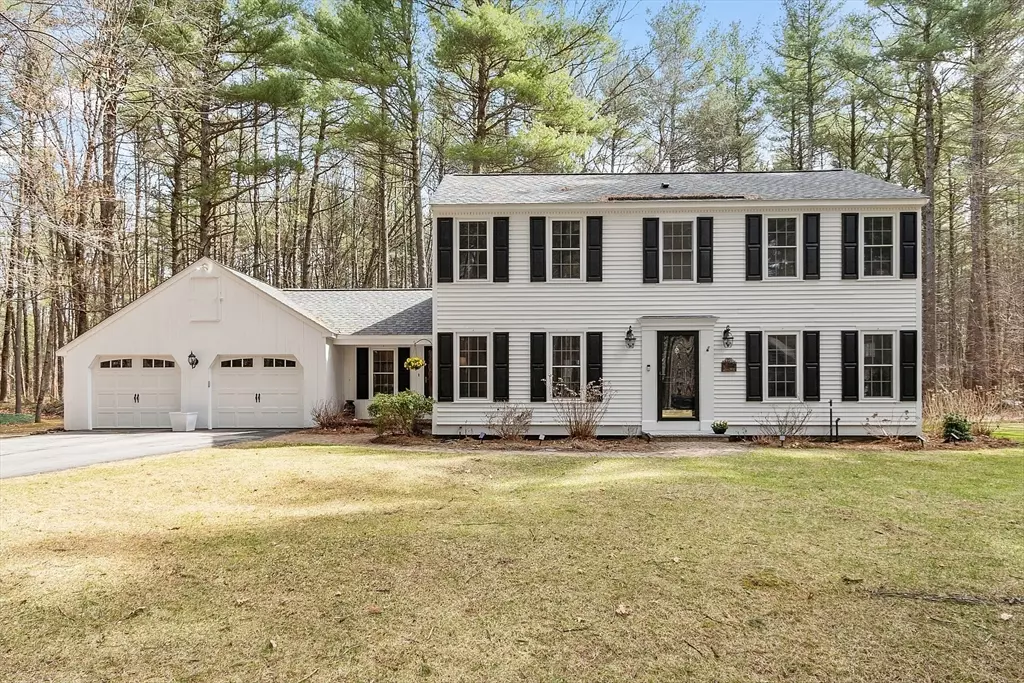 Littleton, MA 01460,19 Green Needles Rd