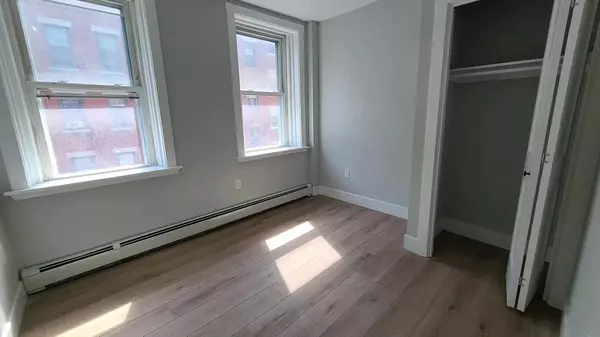 Boston, MA 02113,168 Endicott