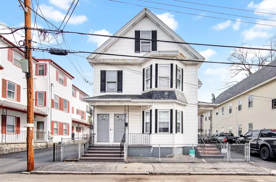 220 Concord St, Lowell, MA 01852