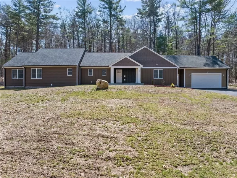 42-B Ramshorn Rd, Charlton, MA 01507