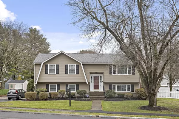 Needham, MA 02492,40 Brewster Dr