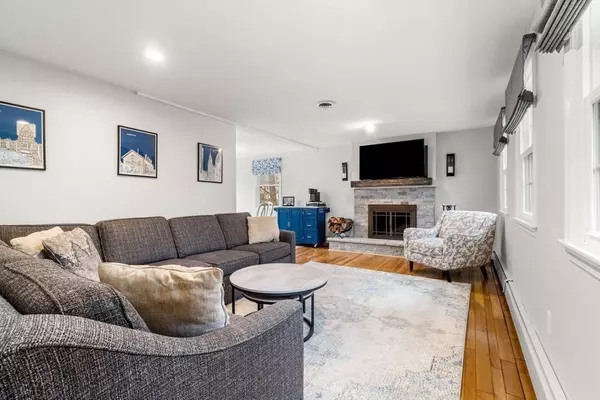 Andover, MA 01810,6 Ridge Hill Way