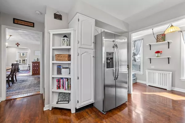 Stoneham, MA 02180,60 Pleasant St