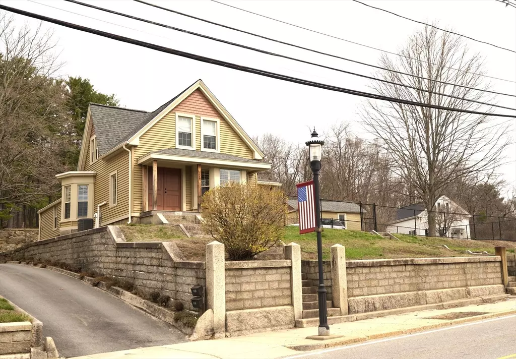 Northbridge, MA 01588,229 Church Street