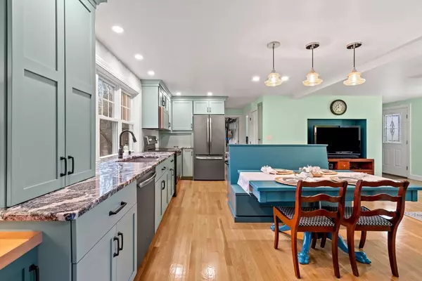 Dunstable, MA 01827,76 Hardy St