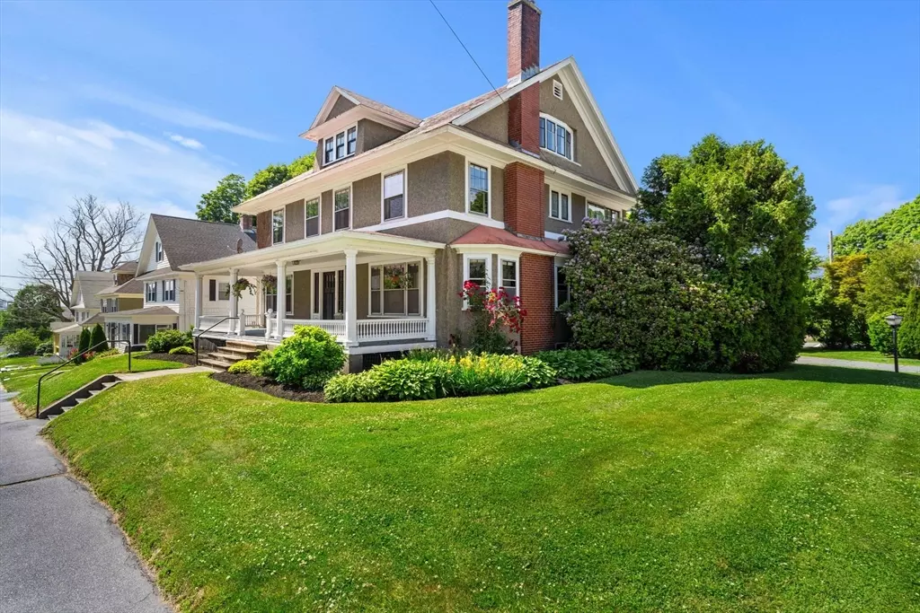 Lowell, MA 01852,30 Mansur St