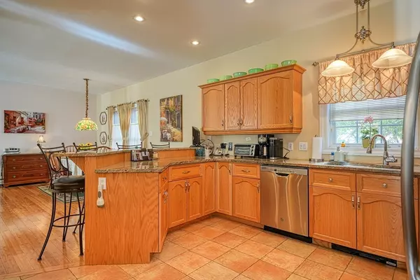 Medford, MA 02155,19 Court St. #19