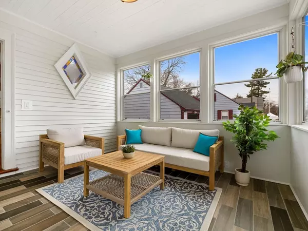 Dedham, MA 02026,299 Central Ave