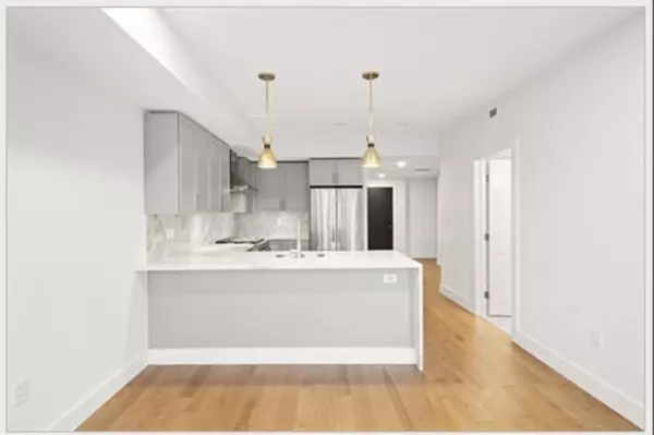 Boston, MA 02135,50 Hichborn St #204