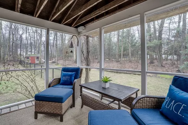 Andover, MA 01810,6 Brady Loop