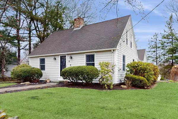 Holden, MA 01520,4 Short St