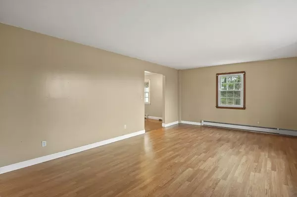 Auburn, MA 01501,26 Bancroft Street