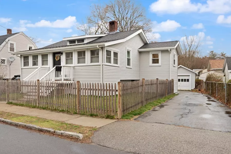 126 White Street, Weymouth, MA 02190