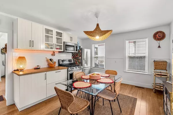 Beverly, MA 01915,20 Myrtle Street