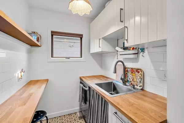 Beverly, MA 01915,20 Myrtle Street