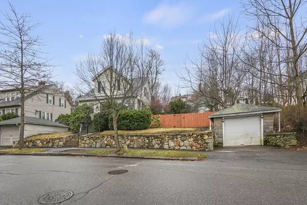 Worcester, MA 01606,100 King Philip Road