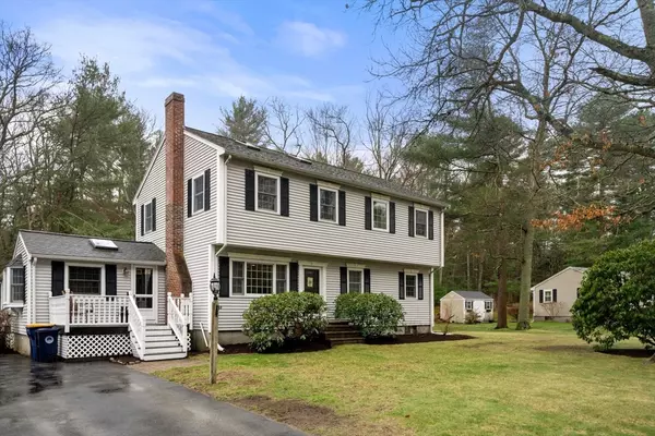 164 Grove St, Norwell, MA 02061