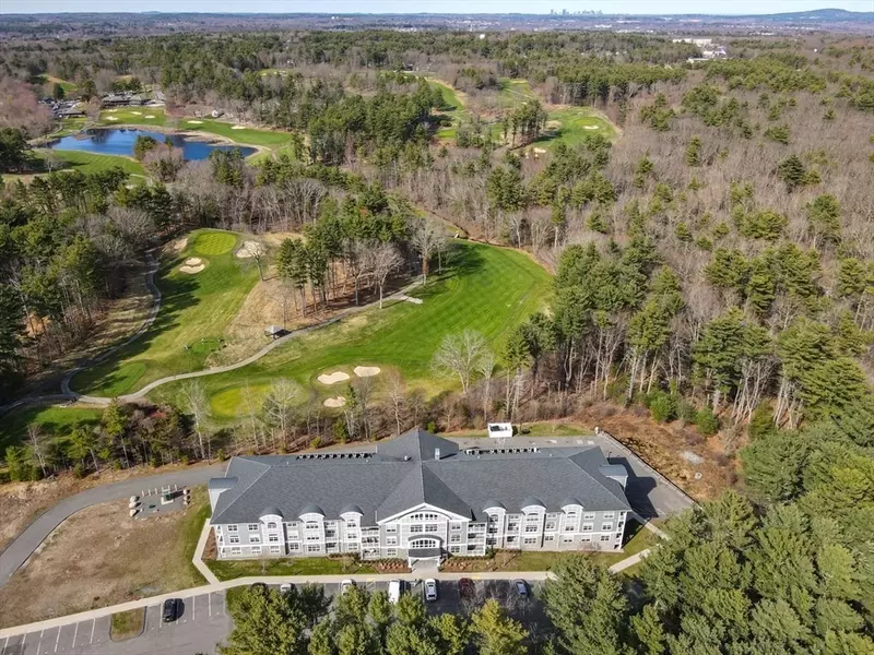 635 Old Post Road #111, Sharon, MA 02067