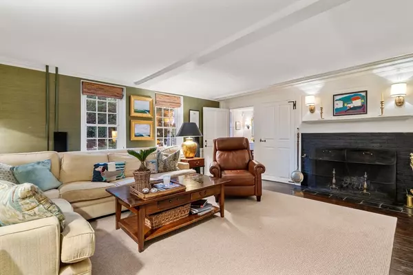 Dedham, MA 02026,883 High